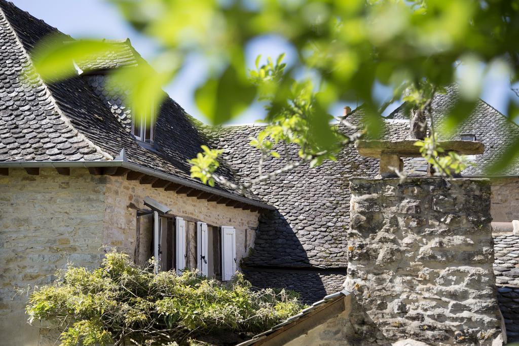 Hotel La Source Gilhodes Castelnau-de-Mandailles Exterior foto